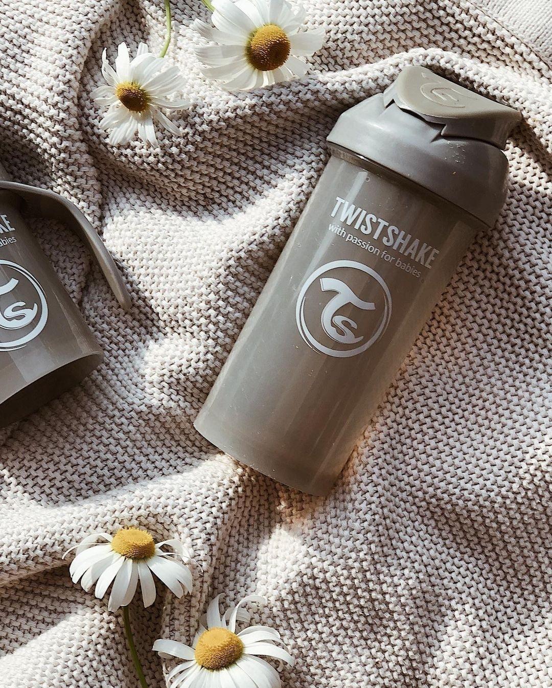 Twistshake Straw Cup 360ml 6+m Pastel Grey
